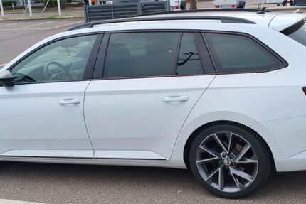 Skoda Superb 98.600 km 22.600 &euro; Neu-Ulm 89233