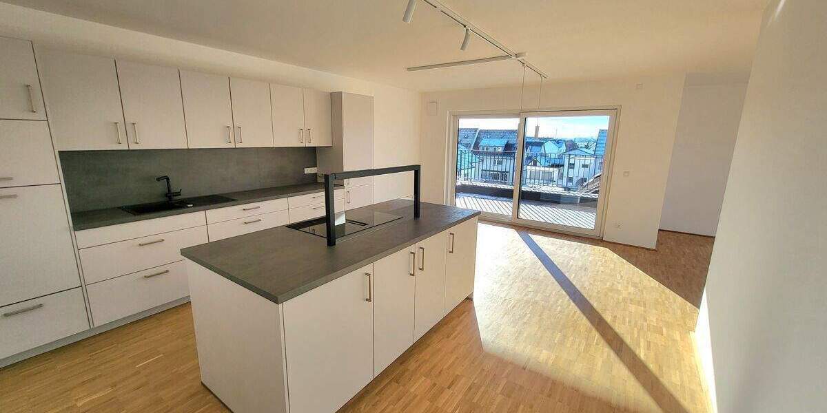 Etagenwohnung Neu-Ulm Burlafingen - 3 Zimmer, 137 m&sup2;, 1.935&euro; | Angebot:25728452