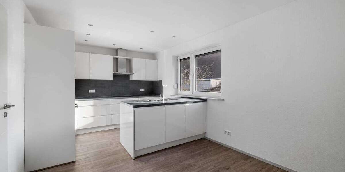 Etagenwohnung Blaubeuren - 4 Zimmer, 106 m&sup2;, 335.000&euro; | Angebot:24980367