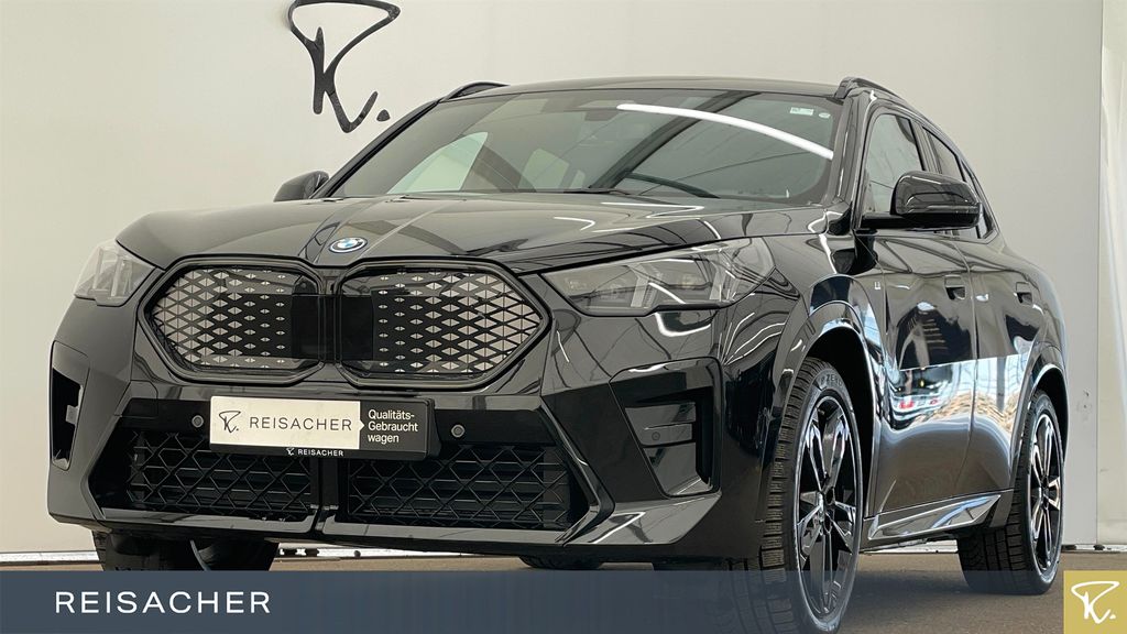 BMW iX2 22.702 km 48.949 &euro; Ulm 89077