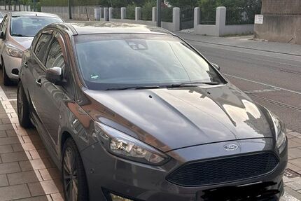 Ford Focus 127.000 km 8.000 &euro; Ulm 89077