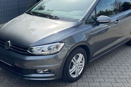 VW Touran 110.503 km 16.999 &euro; Achstetten 88480