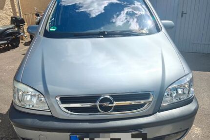 Opel Zafira 153.000 km 2.000 &euro; Herbrechtingen 89542