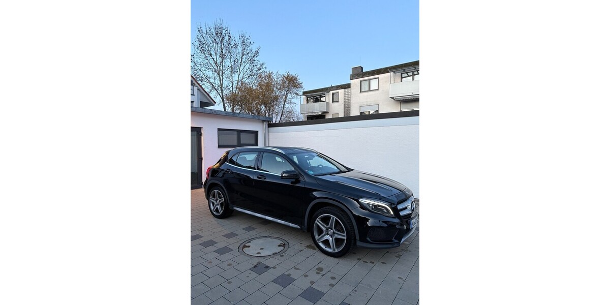 Mercedes-Benz GLA-Klasse 144.000 km 16.600 &euro; Neu-Ulm 89210