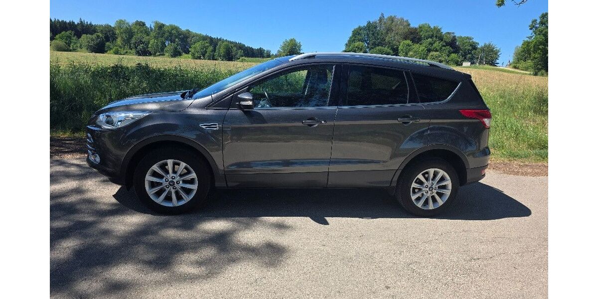 Ford Kuga 71.500 km 17.900 &euro; Weißenhorn 89264