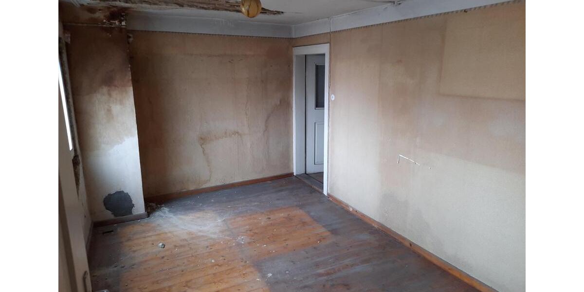 Einfamilienhaus Weißenhorn - 12 Zimmer, 180 m&sup2;, 690.000&euro; | Angebot:24981103