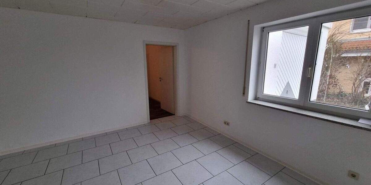 Etagenwohnung Burgrieden - 2 Zimmer, 68 m&sup2;, 199.000&euro; | Angebot:25755932