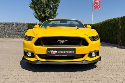 Ford Mustang 90.865 km 31.590 &euro; Nersingen 89278