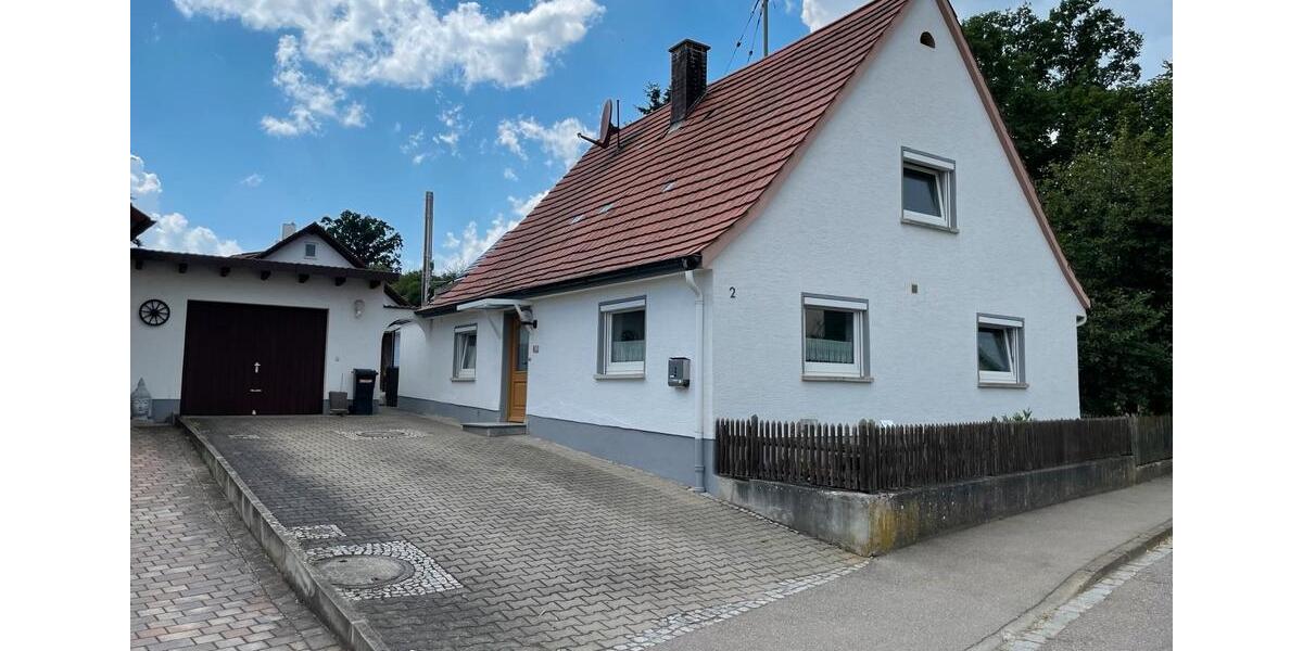 Einfamilienhaus Pfaffenhofen an der Roth - 4 Zimmer, 97 m&sup2;, 1.300&euro; | Angebot:25654870