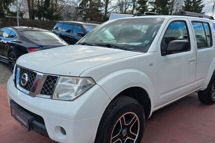Nissan Pathfinder 225.000 km 4.750 &euro; Weißenhorn 89264