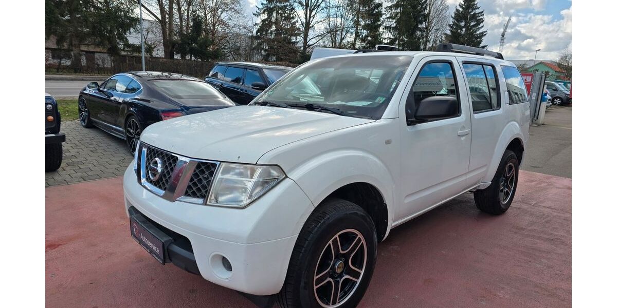 Nissan Pathfinder 225.000 km 4.750 &euro; Weißenhorn 89264