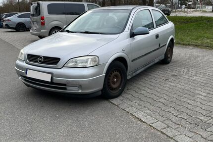 Opel Astra 139.000 km 950 &euro; Ulm 89077