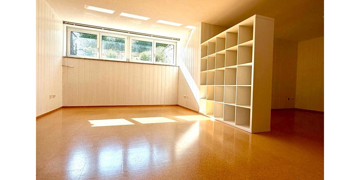 Etagenwohnung Günzburg - 2 Zimmer, 100 m&sup2;, 875&euro; | Angebot:26609495