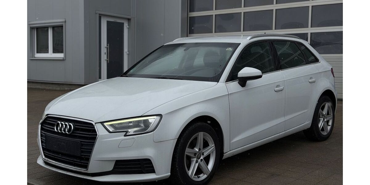 Audi A3 320.000 km 8.490 &euro; Elchingen 89275