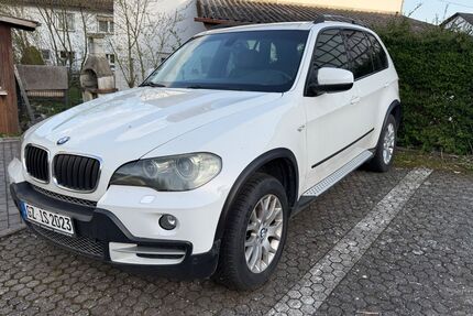BMW X5 303.000 km 7.499 &euro; Elchingen 89275