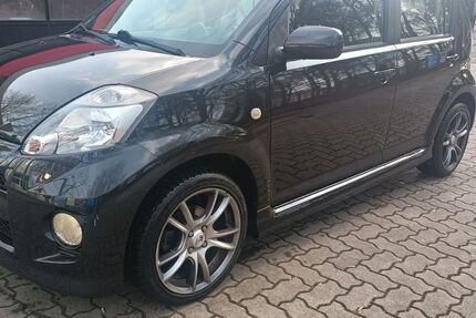 Daihatsu Sirion 28.000 km 5.000 &euro; Neu-Ulm 89231