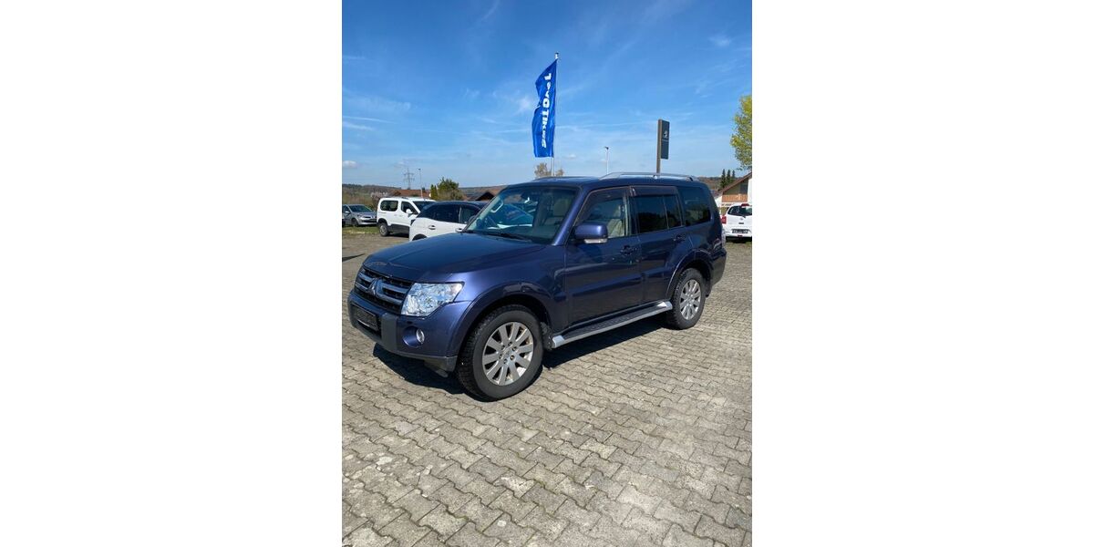 Mitsubishi Pajero 360.000 km 5.599 &euro; Suppingen 89150