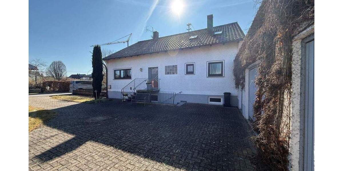 Einfamilienhaus Illertissen-Au Au - 6 Zimmer, 170 m&sup2;, 499.000&euro; | Angebot:25742835