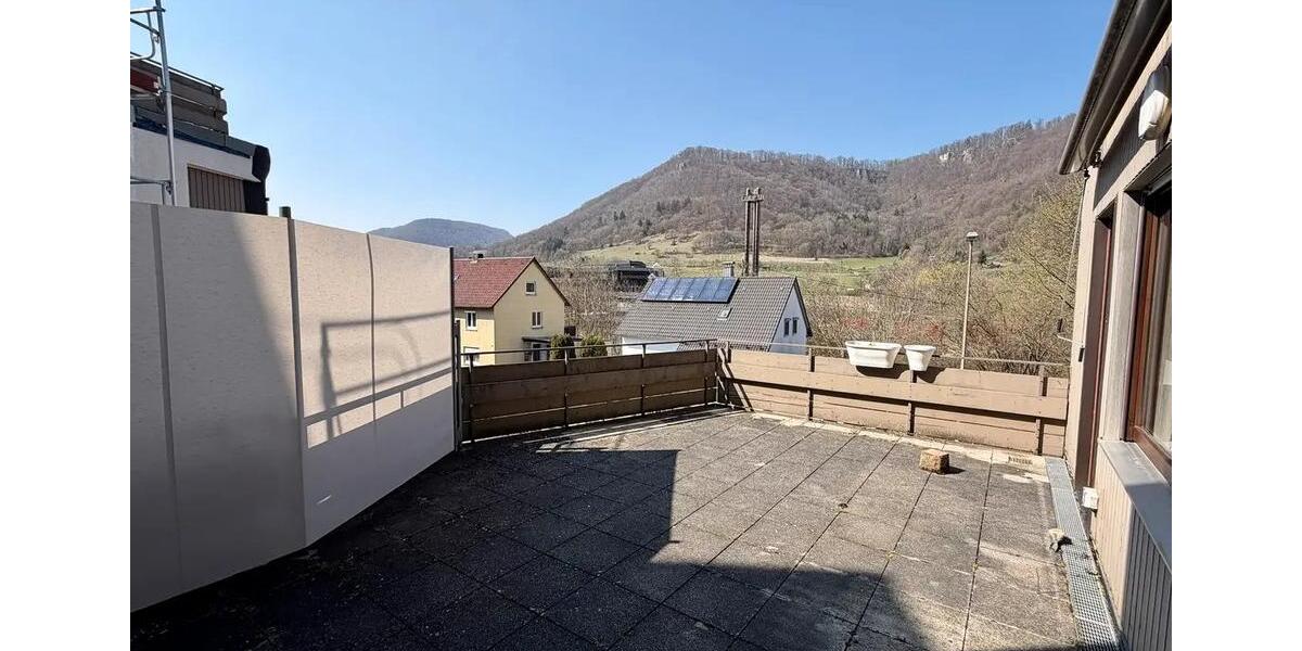 Hochparterre Bad Überkingen - 4.5 Zimmer, 120 m&sup2;, 1.260&euro; | Angebot:26045351
