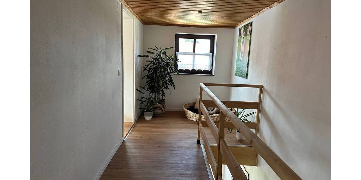 Mehrfamilienhaus, Wohnhaus Oberroth - 8 Zimmer, 244 m&sup2;, 449.500&euro; | Angebot:25687303