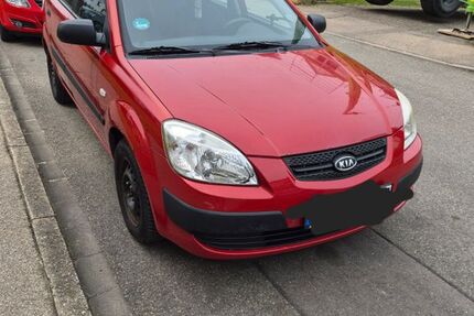 Kia Rio 189.000 km 2.000 &euro; Nersingen 89278