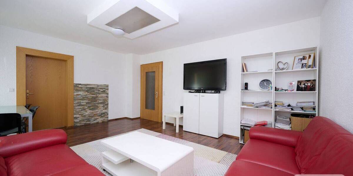 Einfamilienhaus Weißenhorn - 9 Zimmer, 250 m&sup2;, 590.000&euro; | Angebot:26514835