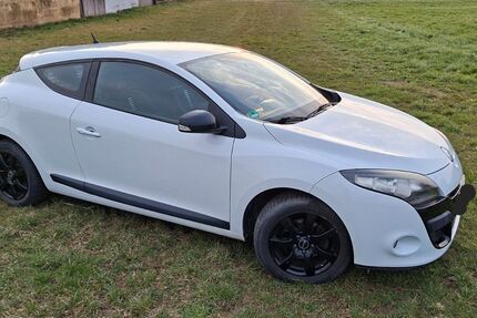 Renault Coupe 152.026 km 1.850 &euro; Kirchberg 88484