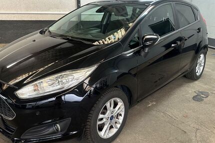 Ford Fiesta 42.500 km 8.500 &euro; Neu Ulm 89231