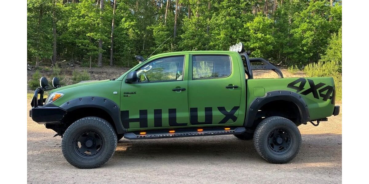 Toyota Hilux 182.000 km 14.000 &euro; Neu-Ulm 89231