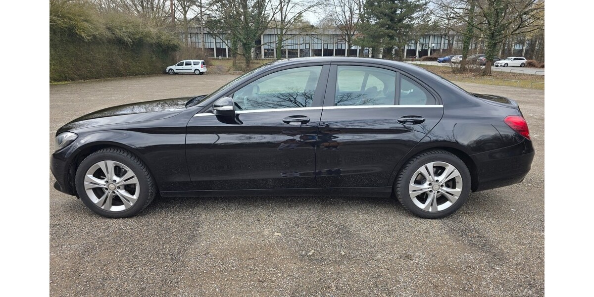 Mercedes-Benz C 200 193.000 km 10.000 &euro; Ulm 89073