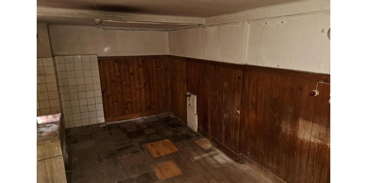 Einfamilienhaus Weißenhorn - 12 Zimmer, 180 m&sup2;, 690.000&euro; | Angebot:24981103