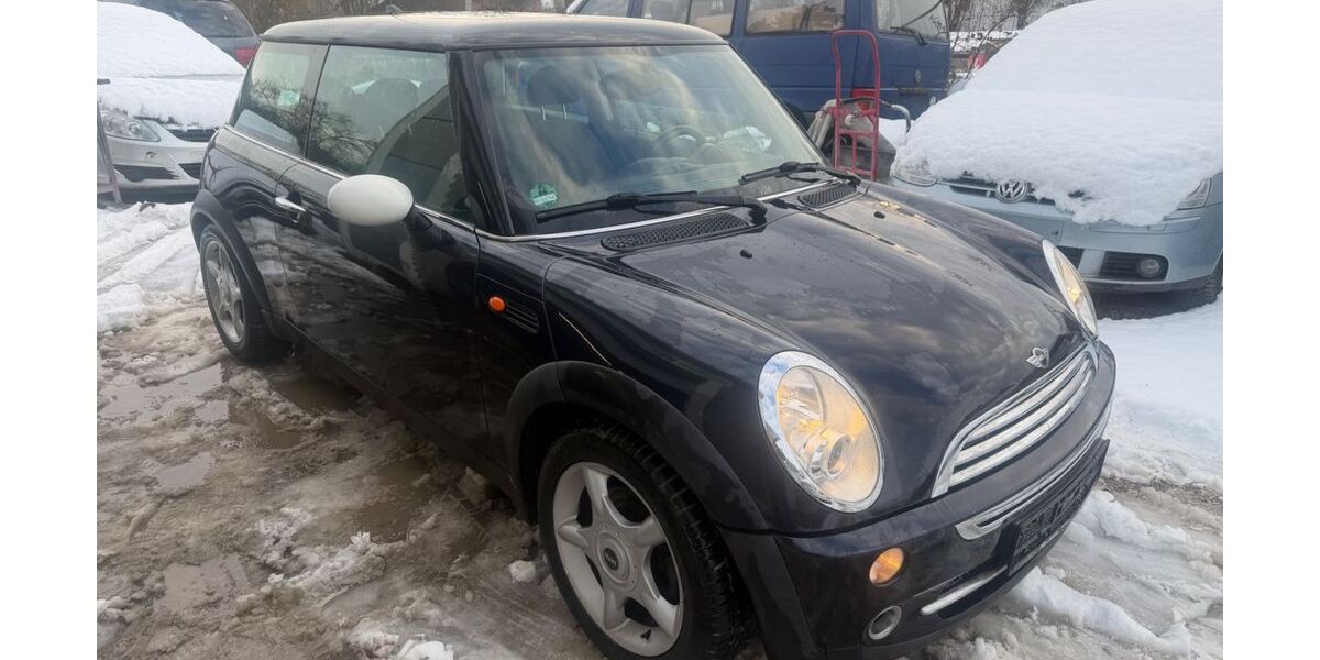 Mini ONE 166.000 km 2.750 &euro; Ulm-Donautal 89079