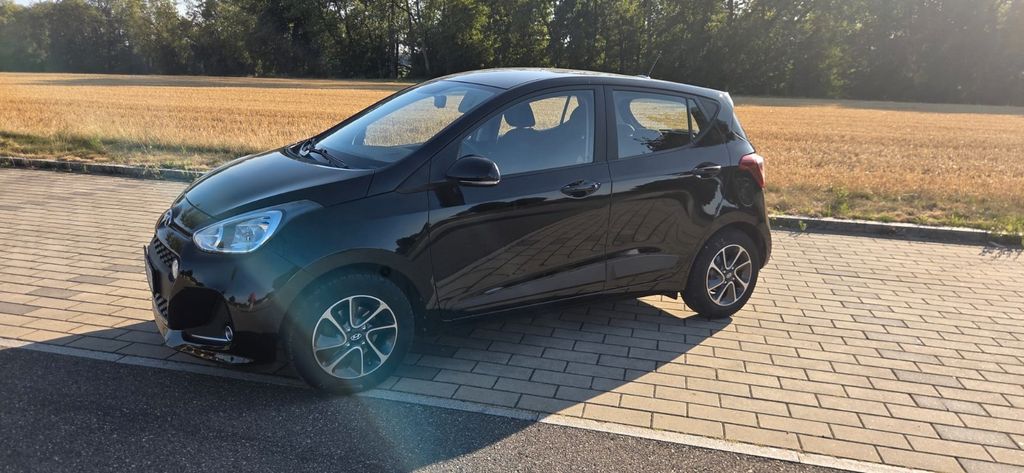 Hyundai i10 44.300 km 12.900 &euro; Senden 89250