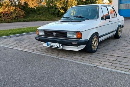 VW Jetta 171.000 km 9.100 &euro; Buch 89290