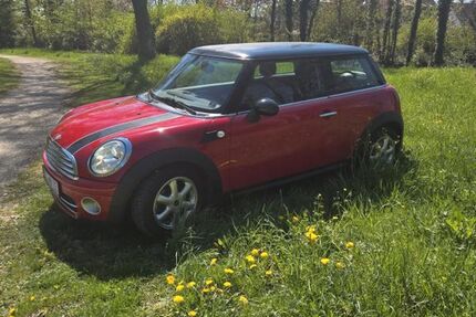 Mini Cooper D 77.692 km 5.350 &euro; Günzburg 89312