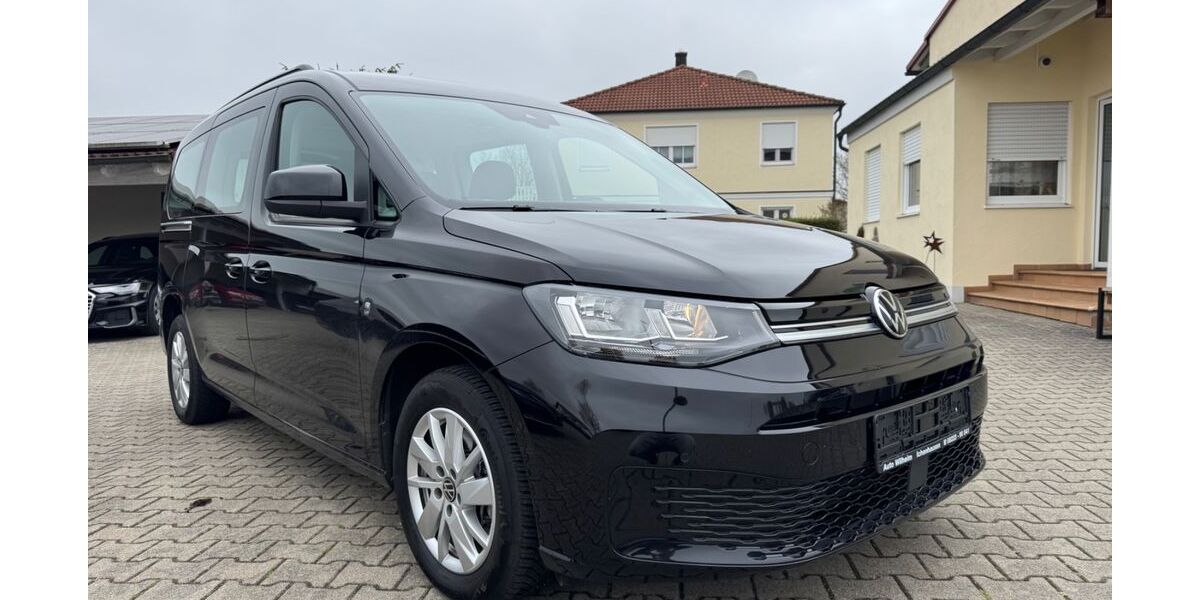 VW Caddy Maxi 45.362 km 32.990 &euro; Ichenhausen 89335