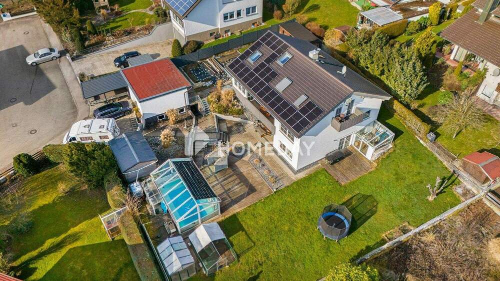 Einfamilienhaus Illertissen Tiefenbach - 7 Zimmer, 267 m&sup2;, 1.150.000&euro; | Angebot:25737638