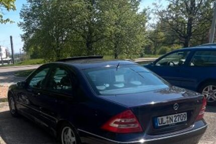 Mercedes-Benz C 200 207.000 km 2.990 &euro; Ulm 89075