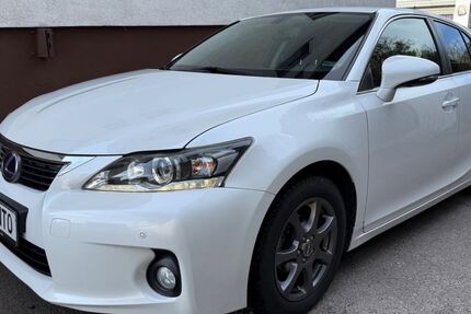 Lexus CT 200h 83.000 km 13.490 &euro; Neu-Ulm (Pfuhl) 89233