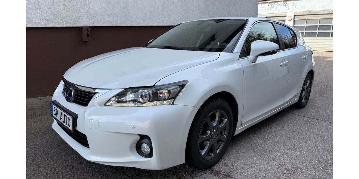 Lexus CT 200h 83.000 km 13.490 &euro; Neu-Ulm (Pfuhl) 89233