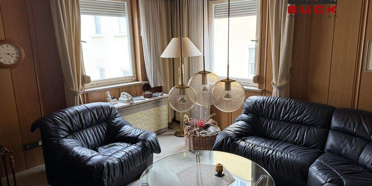 Einfamilienhaus Geislingen - 8 Zimmer, 133 m&sup2;, 165.000&euro; | Angebot:25696263