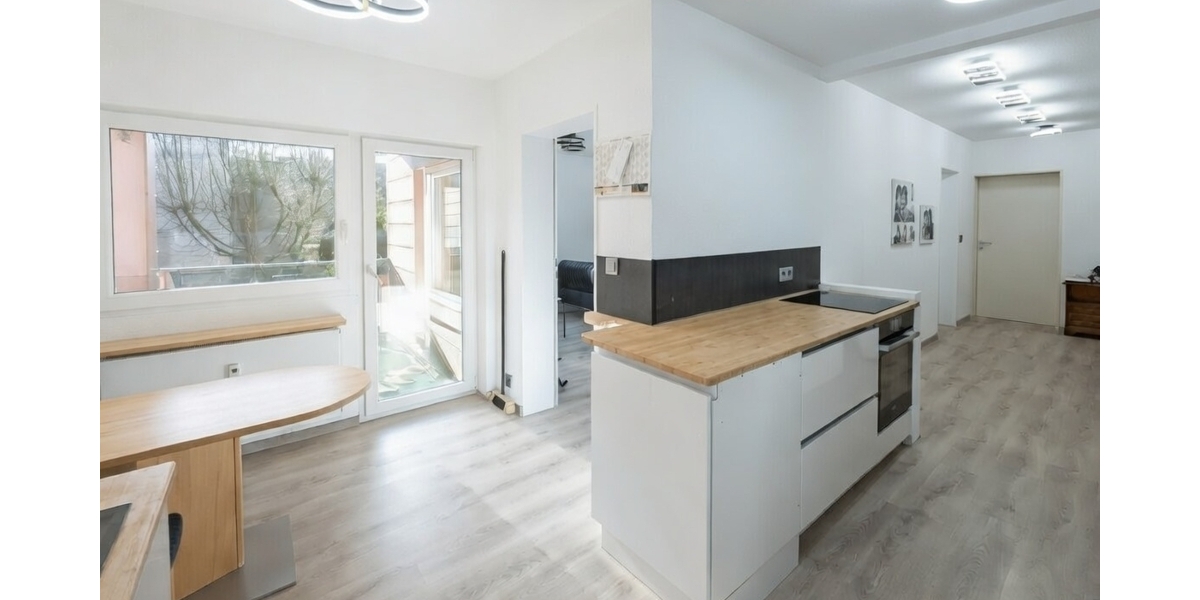 Großzügige 3,5-Zimmer-Wohnung mit Südbalkon, Stellplatz und modernisiertem Badezimmer - Etagenwohnung Senden | Angebot:25792352