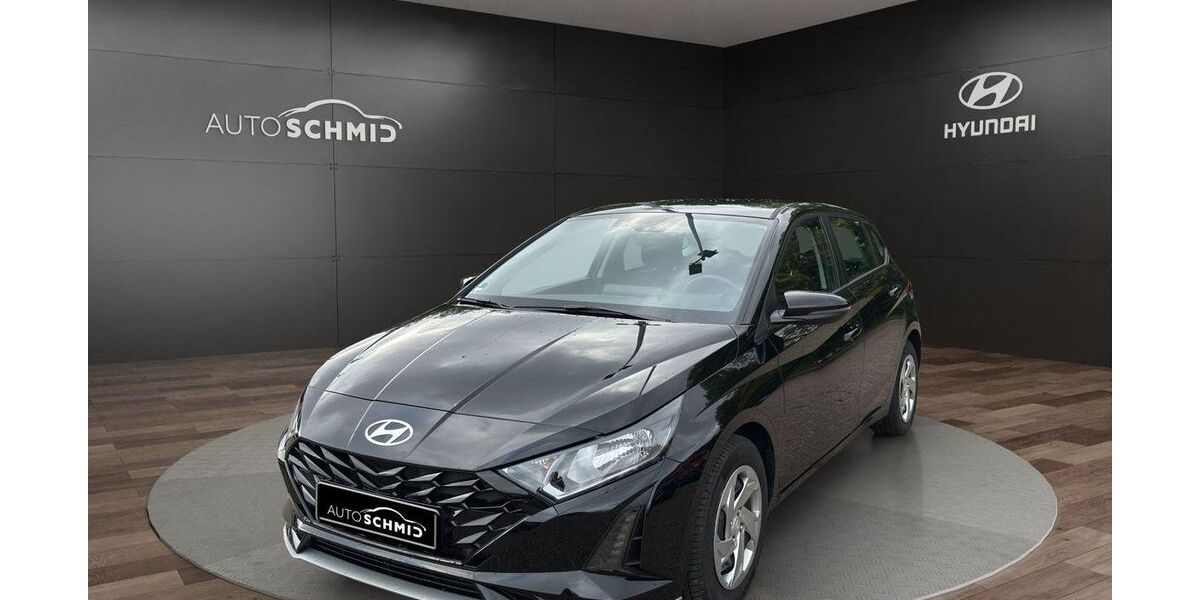 Hyundai i20 9.396 km 17.888 &euro; Geislingen 73312