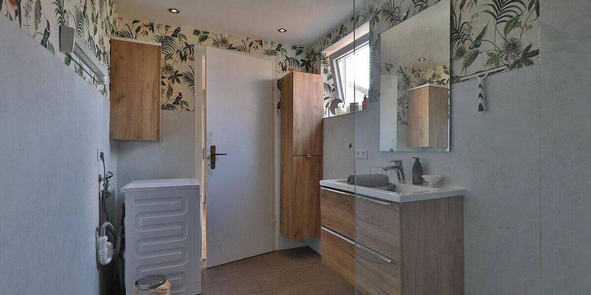 Etagenwohnung Vöhringen - 3 Zimmer, 75 m&sup2;, 220.000&euro; | Angebot:25996576