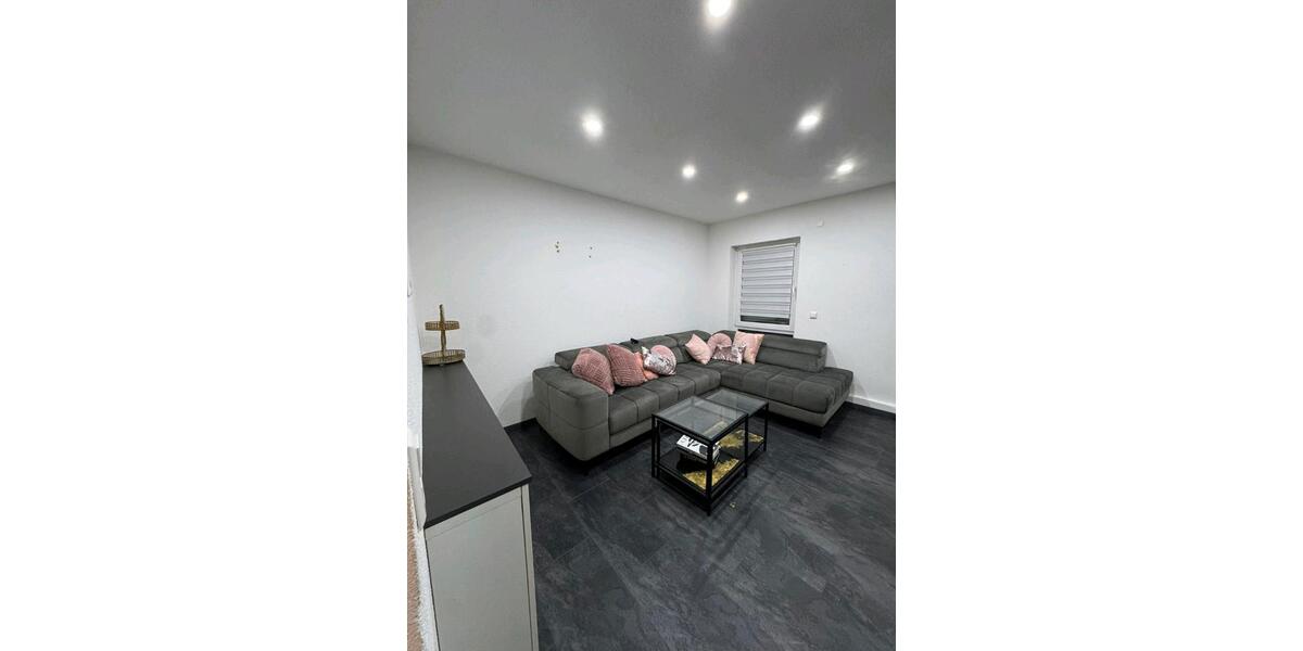 Erdgeschoßwohnung Günzburg - 4 Zimmer, 86 m&sup2;, 1.250&euro; | Angebot:26036090