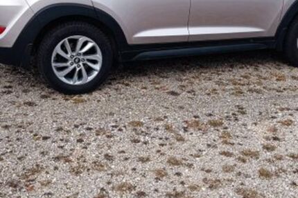 Hyundai TUCSON 93.000 km 14.590 &euro; Ulm 89075