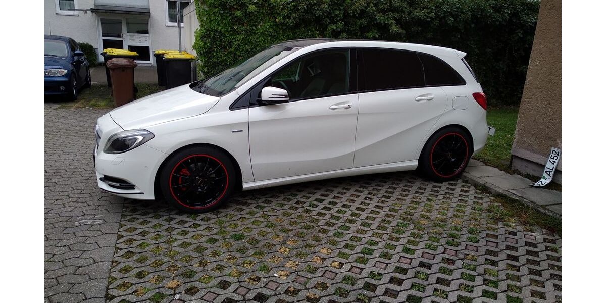 Mercedes-Benz B 200 123.500 km 10.100 &euro; Günzburg 89312