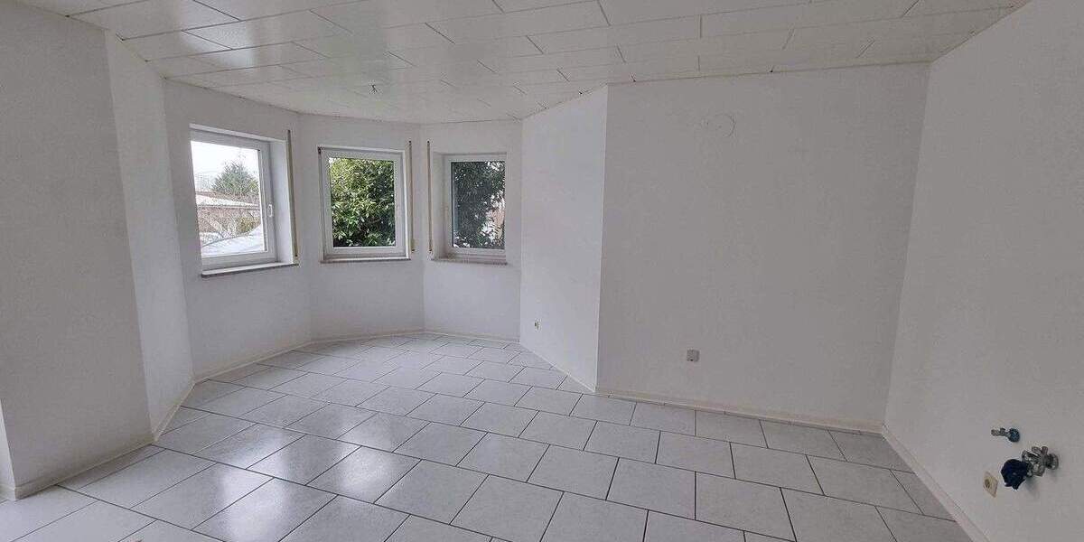 Etagenwohnung Burgrieden - 2 Zimmer, 68 m&sup2;, 199.000&euro; | Angebot:25755932