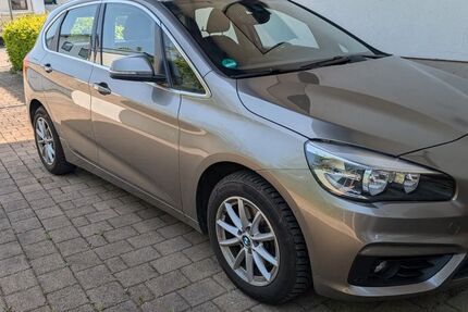 BMW 218 Active Tourer 98.000 km 9.490 &euro; Illerrieden 89186