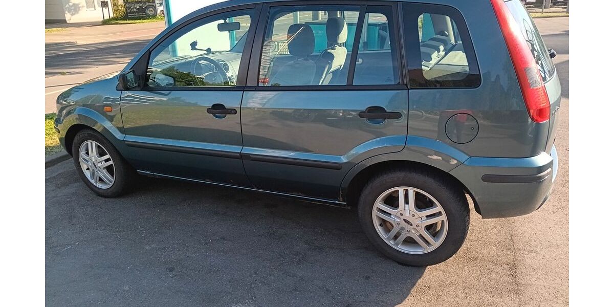 Ford Fusion 235.000 km 700 &euro; Ulm 89077